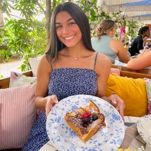 Meet your Posher, Megan